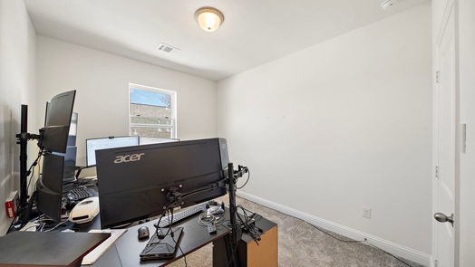 Humble 2-story, 5-bed 16918 Kyler Creek Trail-idx