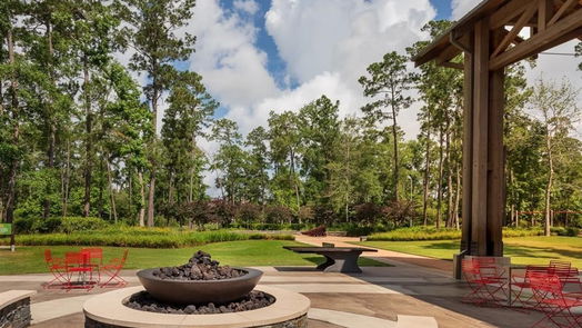 Humble 2-story, 5-bed 16918 Kyler Creek Trail-idx