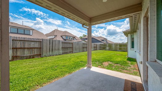 Humble 1-story, 3-bed 15806 Dutton Pines Drive-idx