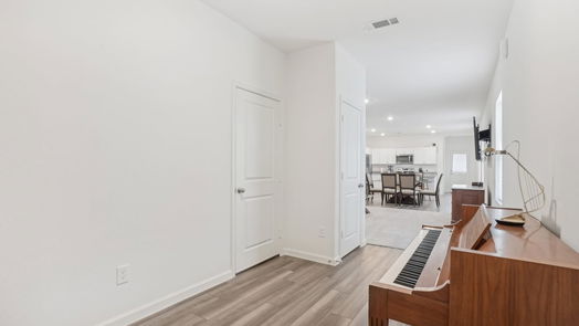 Montgomery 1-story, 3-bed 714 Amesbury Road-idx
