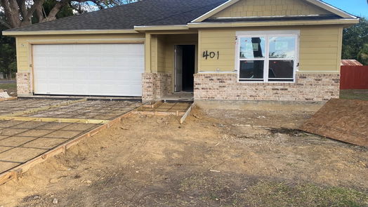 Anahuac 1-story, 4-bed 401 Park Street-idx