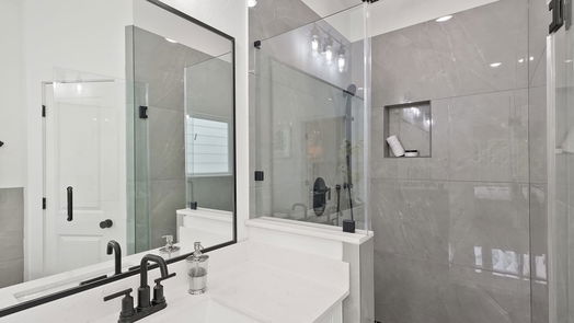 Houston 3-story, 3-bed 1207 Cavalcade Street G-idx