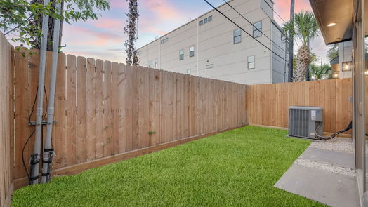 Houston 3-story, 4-bed 614 W CLAY Street-idx