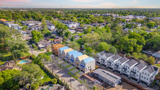 Houston 3-story, 3-bed 4700 Brinkman Street-idx