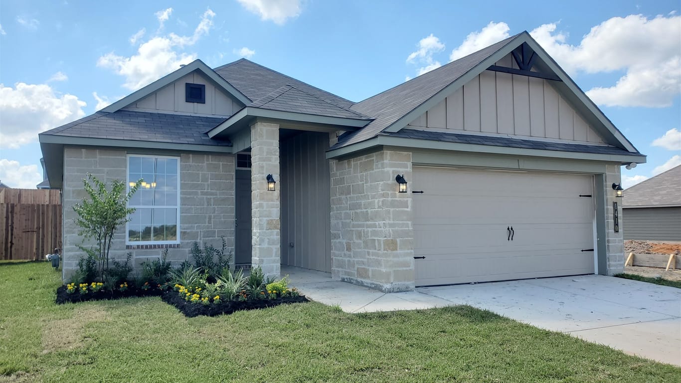 Brenham null-story, 3-bed 1410 Lake Ridge Drive-idx