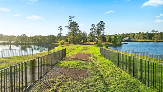 Conroe 1-story, 3-bed 524 Shoreview Drive-idx