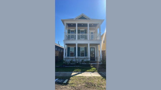 Pearland 2-story, 3-bed 2511 S Houston Avenue-idx