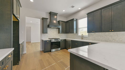 Pearland 1-story, 3-bed 2515 S Houston Avenue-idx