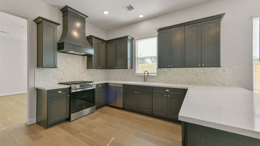 Pearland 1-story, 3-bed 2515 S Houston Avenue-idx