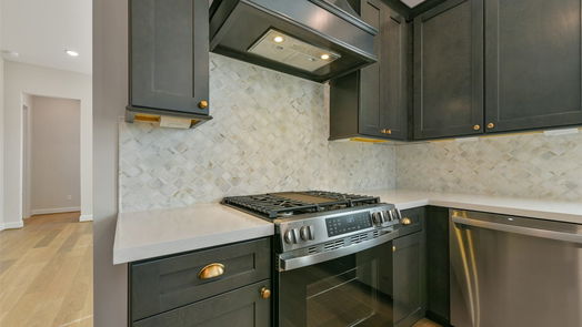 Pearland 1-story, 3-bed 2515 S Houston Avenue-idx