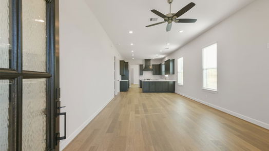 Pearland 1-story, 3-bed 2515 S Houston Avenue-idx