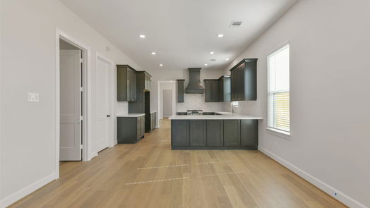 Pearland 1-story, 3-bed 2515 S Houston Avenue-idx
