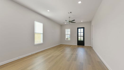 Pearland 1-story, 3-bed 2515 S Houston Avenue-idx