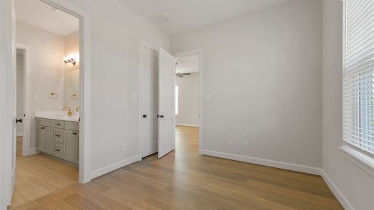 Pearland 1-story, 3-bed 2515 S Houston Avenue-idx