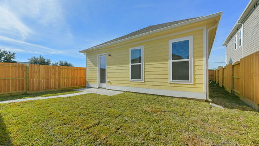 Pearland 1-story, 3-bed 2515 S Houston Avenue-idx