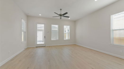 Pearland 2-story, 3-bed 2513 S Houston Avenue-idx