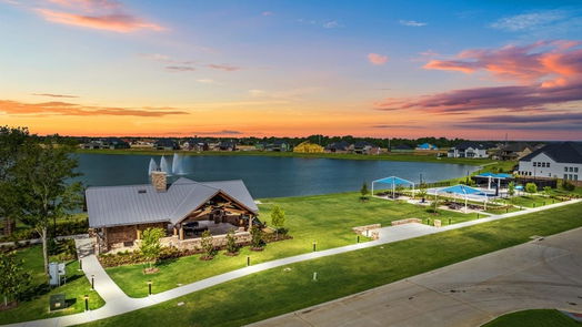 Friendswood 2-story, 4-bed 1762 Lake Crest Lane-idx