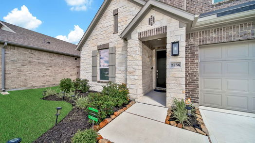 La Porte 2-story, 4-bed 2256 Vanessa Cay Lane-idx