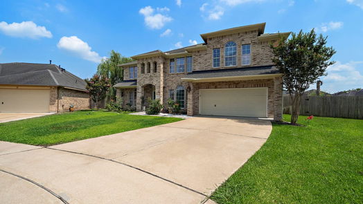 Rosenberg 2-story, 6-bed 815 Arlington Lane-idx