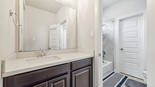 Sugar Land 2-story, 5-bed 5514 Clouds Creek Lane-idx