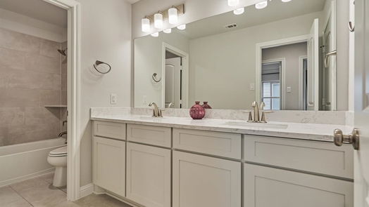 Spring 2-story, 4-bed 5319 Brandi Lake Drive-idx