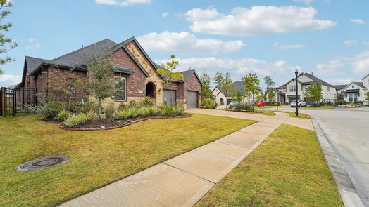 Spring null-story, 4-bed 28227 Cedar Peak Drive-idx