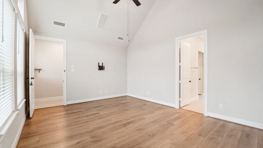Spring null-story, 4-bed 28227 Cedar Peak Drive-idx