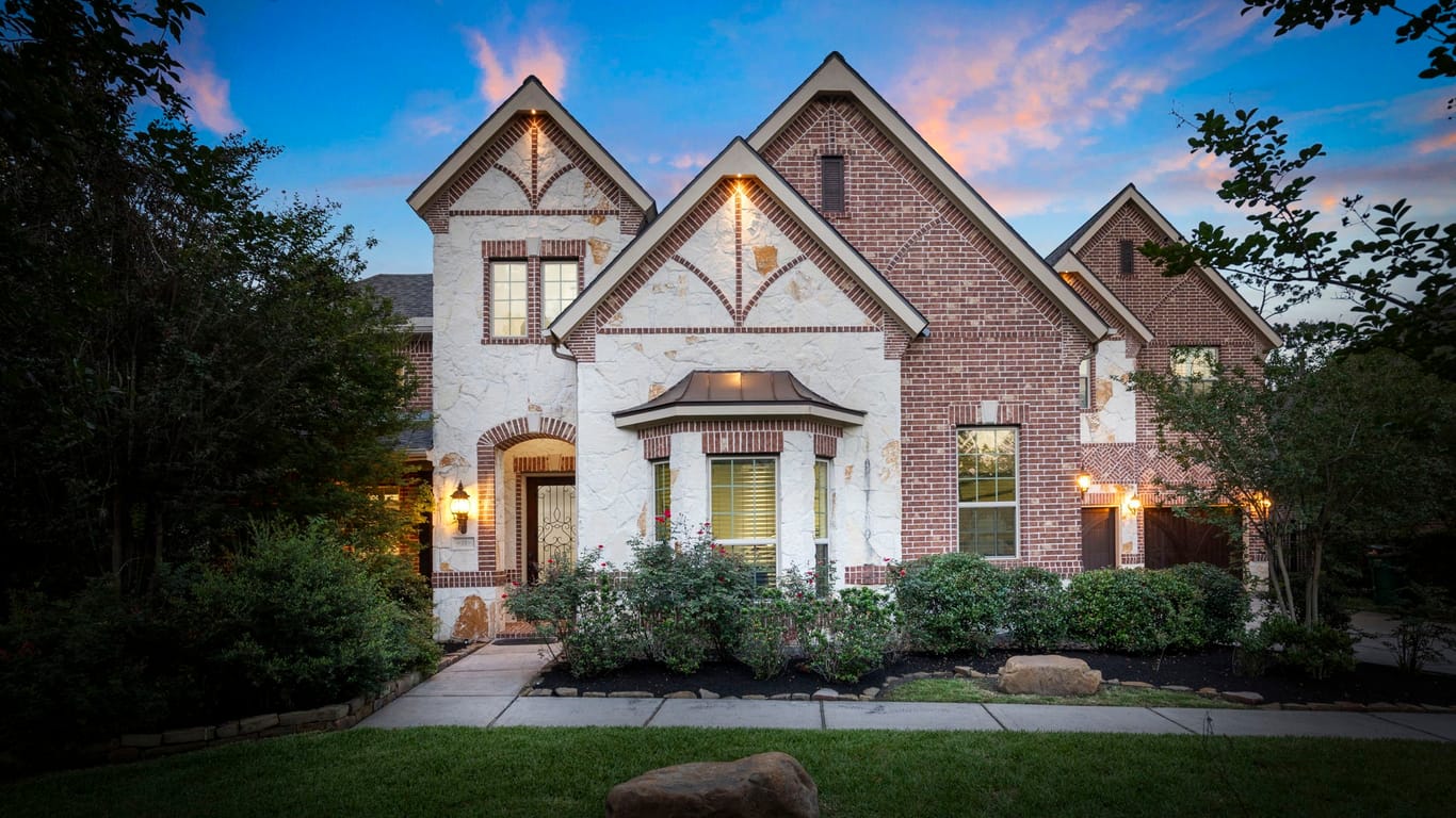 The Woodlands 2-story, 5-bed 18 Player Vista Place-idx