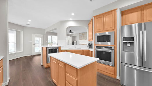 Conroe 2-story, 4-bed 8779 Skyline Lane-idx