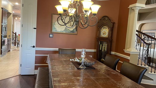 Fulshear 2-story, 5-bed 6006 Waterfall Trace Ln-idx