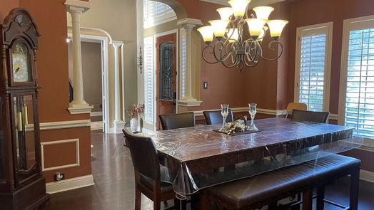 Fulshear 2-story, 5-bed 6006 Waterfall Trace Ln-idx