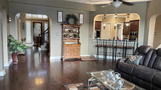 Fulshear 2-story, 5-bed 6006 Waterfall Trace Ln-idx