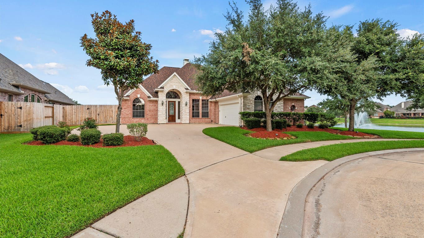 Houston 1-story, 4-bed 8806 Emerald Shore Court-idx