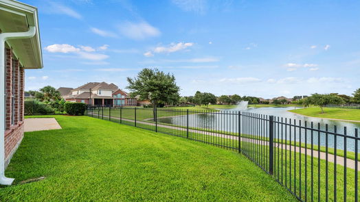 Houston 1-story, 4-bed 8806 Emerald Shore Court-idx