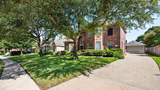 Houston 2-story, 5-bed 17518 Cypress Laurel Street-idx