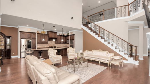 Richmond 2-story, 5-bed 11311 Sardinia Drive-idx