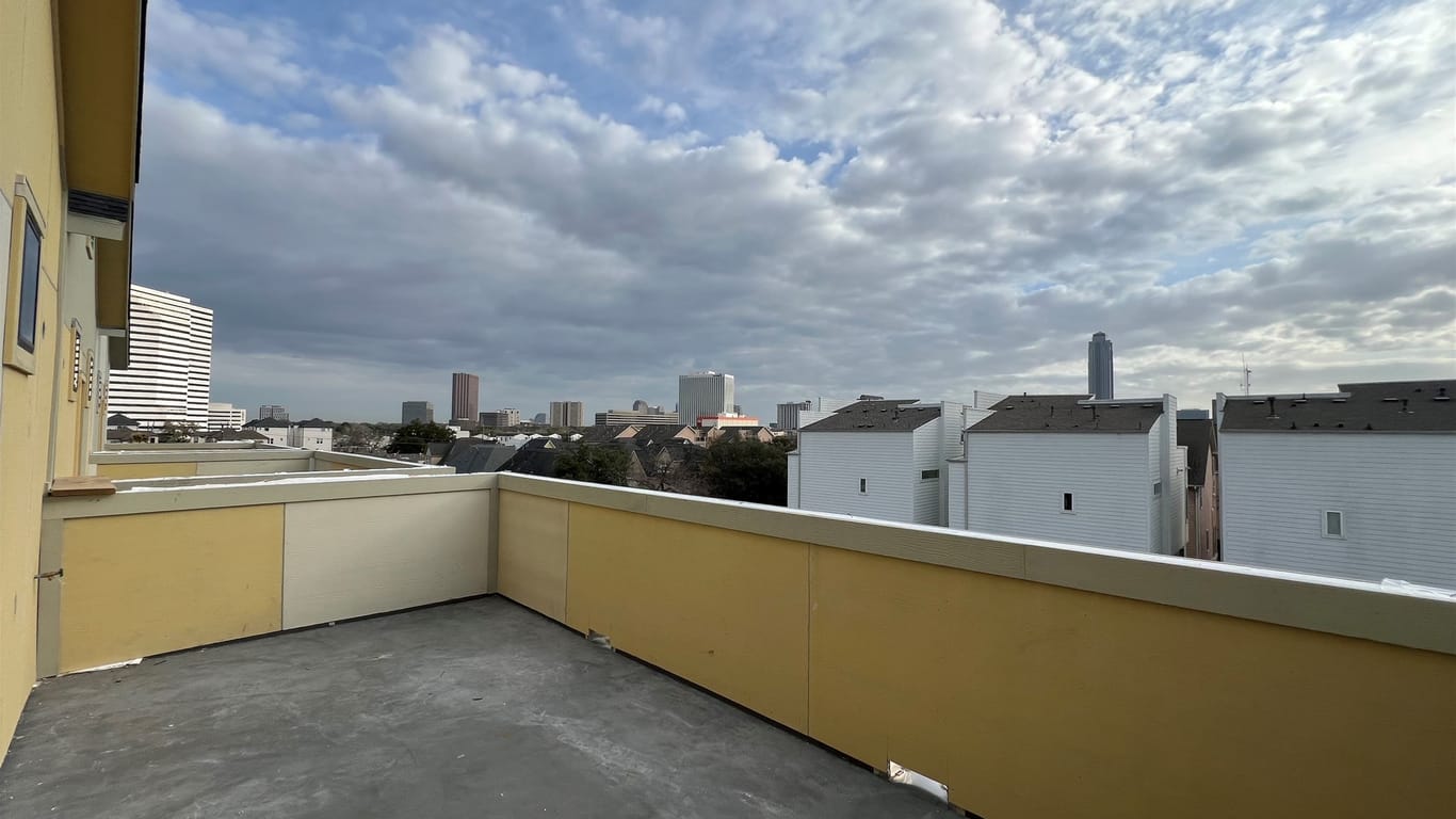 Houston 4-story, 4-bed 5705 Dolores Street A-idx