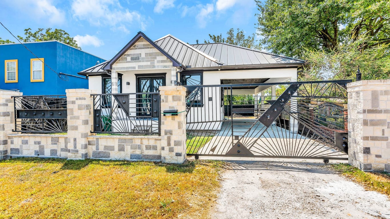 Houston 1-story, 2-bed 7114 Longview Street-idx