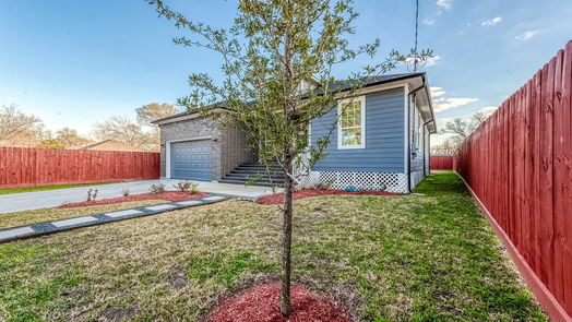 Houston 1-story, 3-bed 8506 Alsuma Street-idx