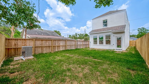 Houston 2-story, 3-bed 2105 Wavell Street-idx