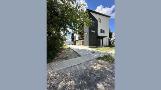 San Antonio 4-story, 3-bed 715 Ogden Street 102-idx