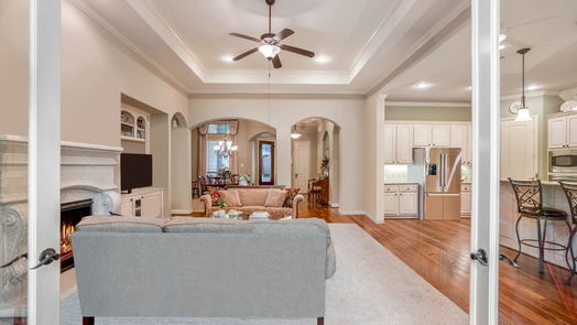 Conroe 1-story, 5-bed 1900 Graystone Hills Drive-idx