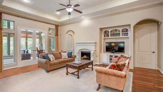 Conroe 1-story, 5-bed 1900 Graystone Hills Drive-idx