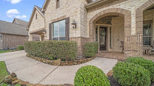 Friendswood 2-story, 4-bed 905 Cozy Hollow Court-idx