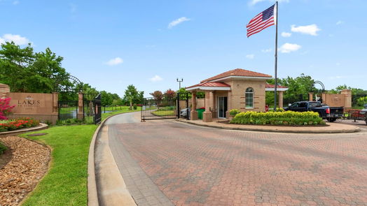 Houston 2-story, 5-bed 12407 Acacia Arbor Lane-idx