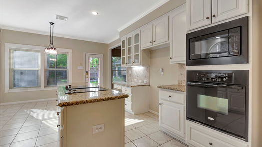 Houston 1-story, 4-bed 4511 Village Corner Drive-idx