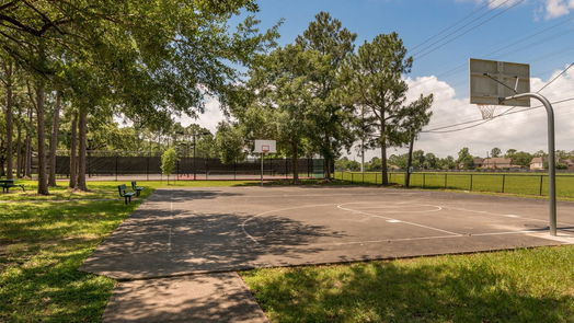 Houston 1-story, 4-bed 4511 Village Corner Drive-idx