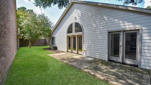 Houston 1-story, 3-bed 4311 Pinewood Park Drive-idx