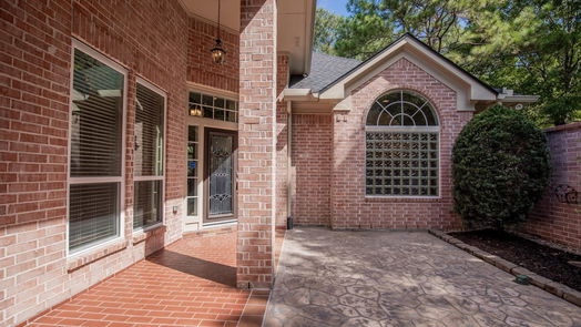 Humble 1-story, 3-bed 7323 Woodland Oak Trail-idx