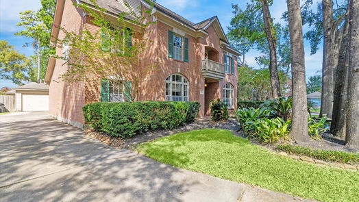 Kingwood 2-story, 4-bed 3702 Brookvale Court-idx